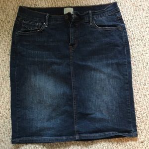 Levi’s denim midi skirt